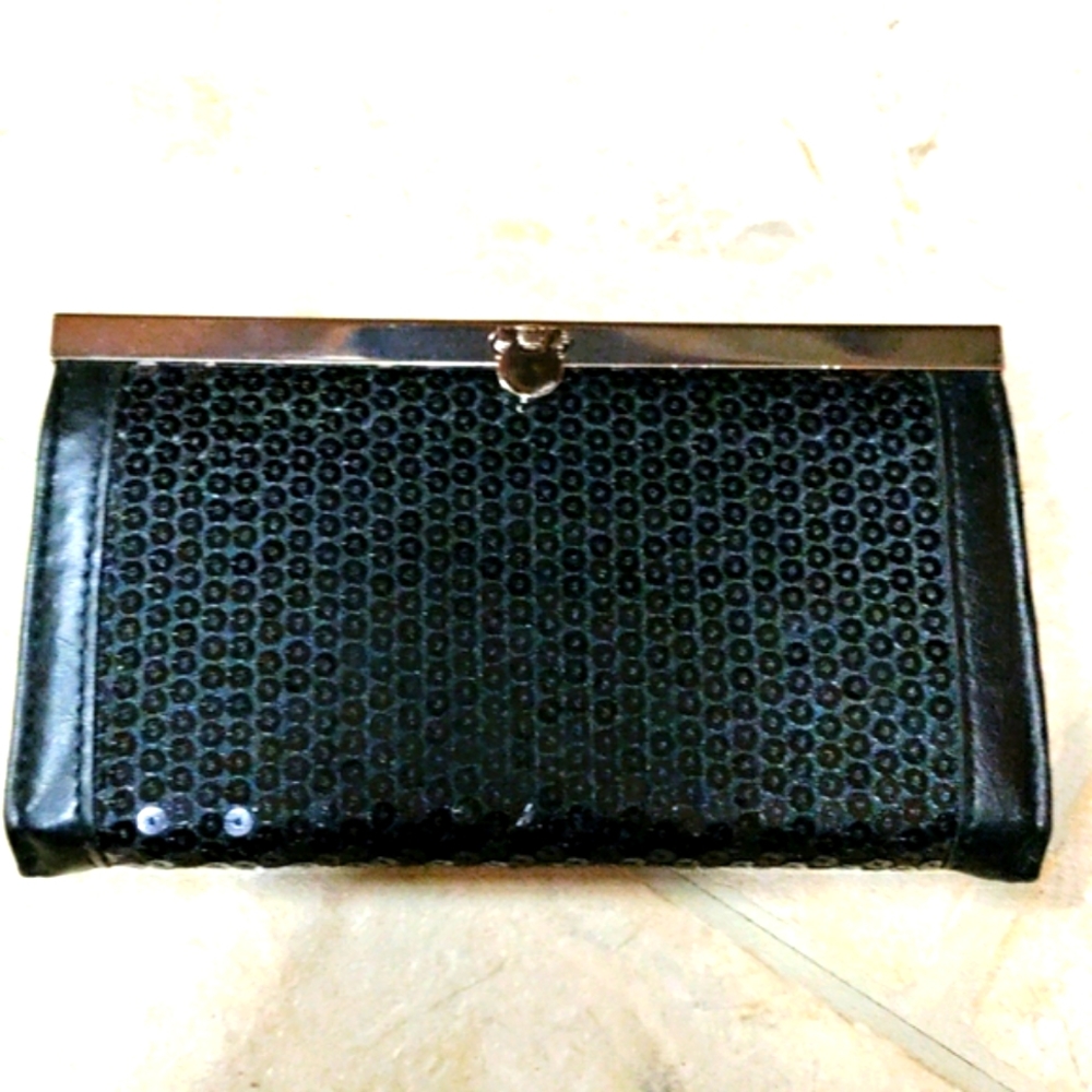 New bling wallet